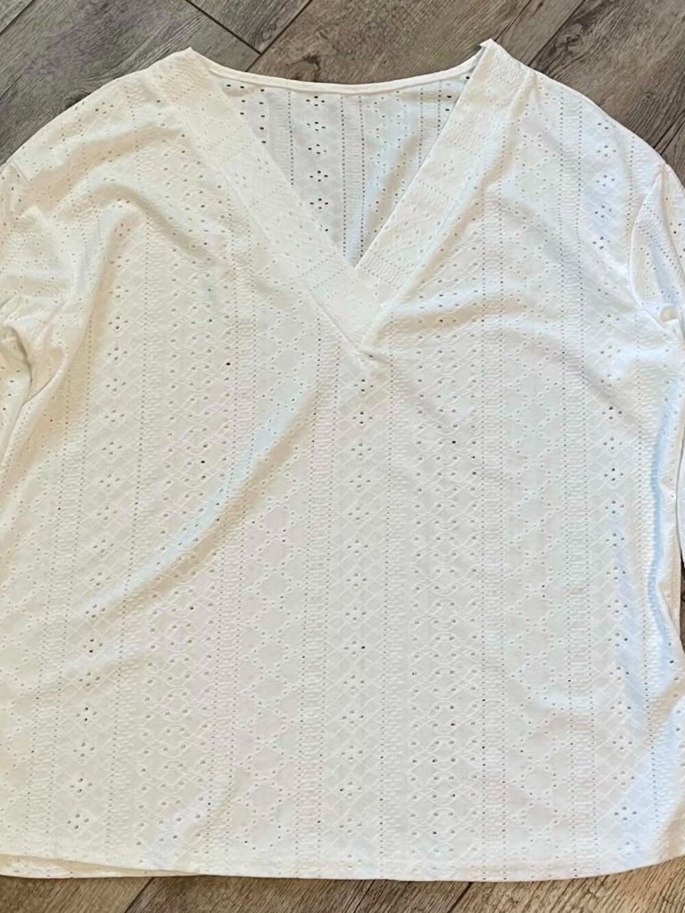 SHEIN Women’s White Long Sleeve V Neck Shirt with Button Accents, Size L